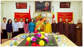 Lanh_dao_thanh_pho_Ha_Noi_chuc_mung_Phat_dan_Phat_lich_2562
