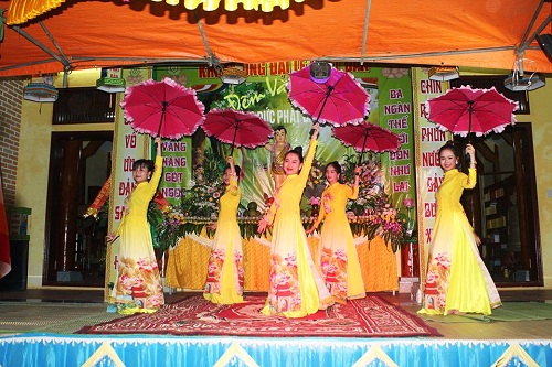 Phat_giao_cac_dia_phuong_tinh_Quang_Binh_voi_nhieu_hoat_dong_ky_niem_Dai_le_Phat_dan_PL_2562