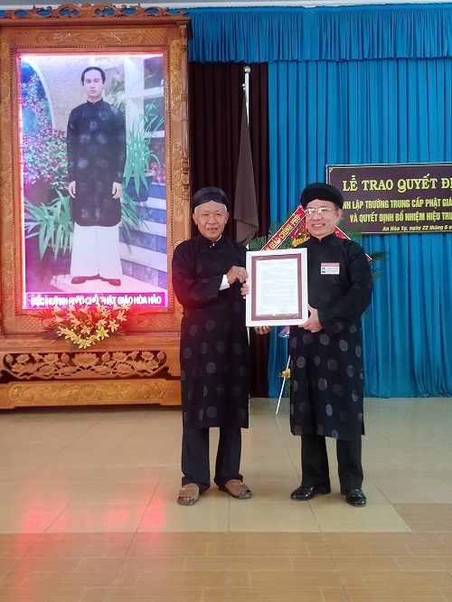 Giao_hoi_Phat_giao_Hoa_Hao_to_chuc_hoi_nghi_so_ket_6_thang_dau_nam_2018_va_cong_bo_Quyet_dinh_thanh_lap_Truong_Trung_cap_Phat_giao_Hoa_Hao