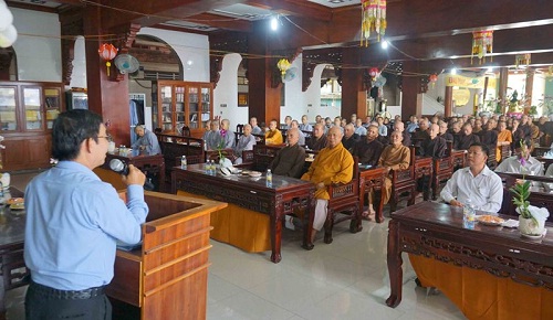 TP_HCM__Trien_khai_Nghi_quyet_54_toi_chuc_sac_ton_giao