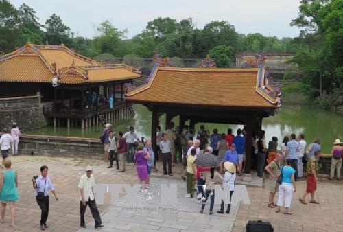 Bao_ton_lang_vua_Tu_Duc_va_An_Dinh_cung_bang_mo_hinh_3D