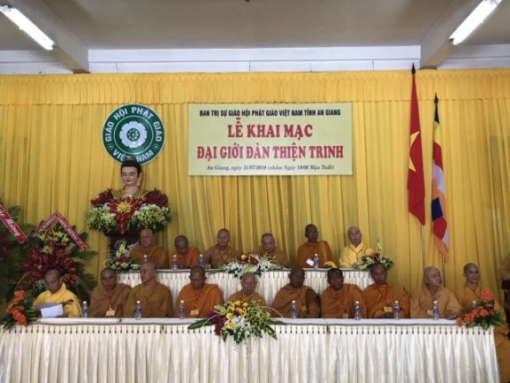 Ban_Tri_su_Phat_giao_tinh_An_Giang_to_chuc_le_khai_mac_Dai_gioi_dan