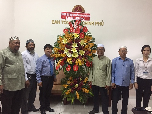 Ban_Dai_dien_Cong_dong_Hoi_giao_thanh_pho_Ho_Chi_Minh_tham_va_chuc_mung_Ban_Ton_giao_Chinh_phu
