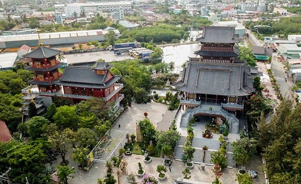 Tu_vien_mang_phong_cach_Nhat_Ban_o_Sai_Gon