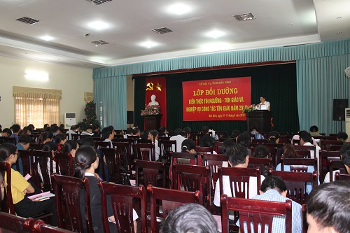Lop_boi_duong_kien_thuc_tin_nguong__ton_giao_va_nghiep_vu_cong_tac_ton_giao_tai_tinh_Bac_Ninh