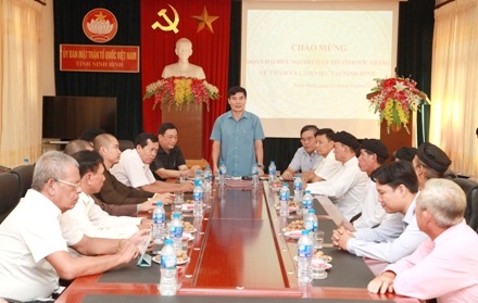 Doan_dai_bieu_nguoi_co_uy_tin_cua_tinh_Soc_Trang_tham_va_lam_viec_tai__Ninh_Binh