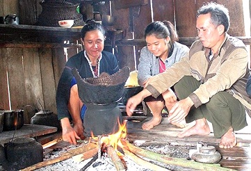 _Vat_thieng__cua_nguoi_Van_Kieu__Pa_Co
