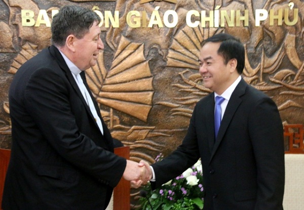Truong_ban_Ban_Ton_giao_Chinh_phu_tiep_Bo_truong_Bo_Tu_si_Toa_thanh_Vatican
