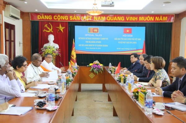 Hoi_dam_giua_Ban_Ton_giao_Chinh_phu_va_Bo_Phat_giao_Srilanka