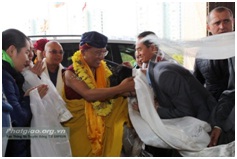 Ba_con_kieu_bao_tai_Nga_nong_don_Ngai_Gyalwang_Drukpa