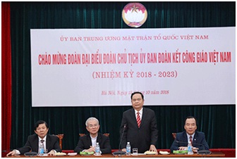 Phat_huy_truyen_thong_doan_ket__yeu_nuoc_cua_dong_bao_Cong_giao_Viet_Nam