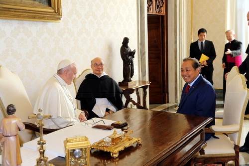 Pho_Thu_tuong_thuong_truc_Truong_Hoa_Binh_tham_Toa_thanh_Vatican