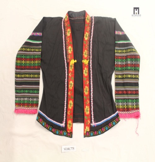 Hien_tang_hien_vat_ve_Tin_nguong_tho_mau
