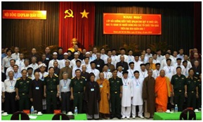 Boi_duong_kien_thuc_quoc_phong_an_ninh_cho_chuc_sac_ton_giao