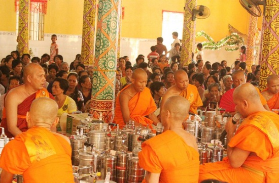Doc_dao_Le_Vu_lan__bao_hieu_cua_dong_bao_Khmer_Nam_bo