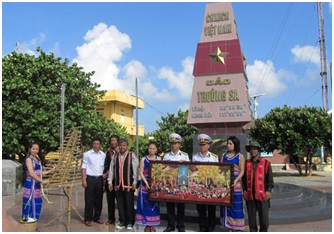 Tinh_yeu_bien_cua_dong_bao_cac_ton_giao_Viet_Nam