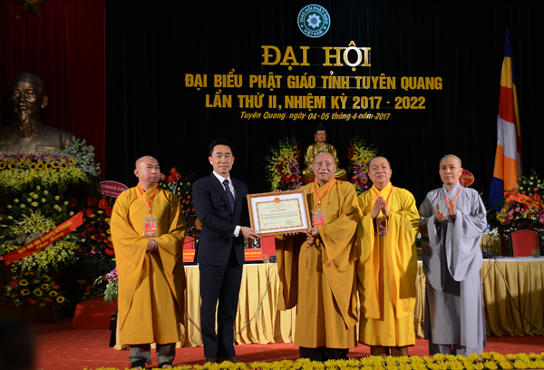 Dam_bao_quyen_tu_do_ton_giao_tren_dia_ban_tinh_Tuyen_Quang_trong_thoi_gian_qua
