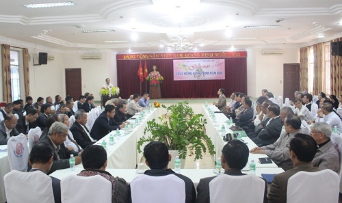 UBND_tinh_Dak_Lak_gap_mat_chuc_mung_Giang_sinh_nam_2018