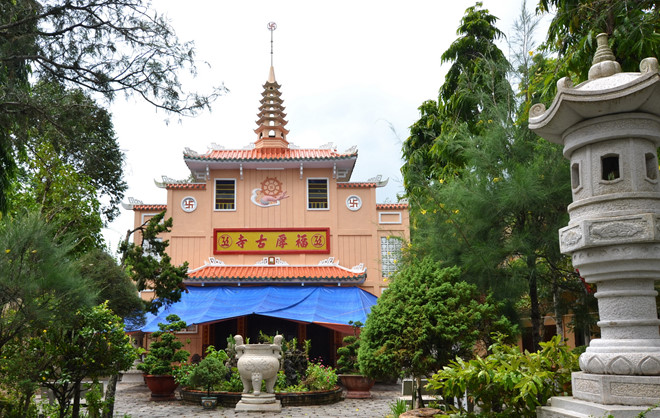 Chiem_nguong_vuon_kinh_bang_da__doc_nhat_vo_nhi__tai_chua_Phuoc_Hau