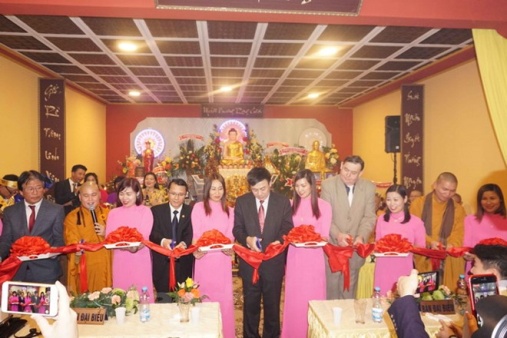 Khanh_thanh_Trung_tam_van_hoa_Phat_giao_cua_nguoi_Viet_tai_Sec