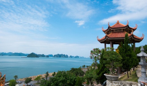 Dau_xuan_ve_chiem_bai_ngoi_chua_duoc_xay_dung_noi_cua_ai_vung_Dong_Bac_cua_To_quoc