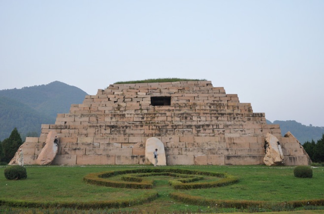 Kham_pha_khu_lang_mo_co_noi_tieng_the_gioi_cua_Trieu_Tien
