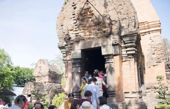 Le_hoi_Thap_Ba_Ponagar_nam_2019_o_Khanh_Hoa
