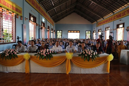 Phat_giao_Kon_Tum_to_chuc_hoi_nghi_tuyen_truyen_chao_mung_Dai_le__Phat_dan_Vesak_2019