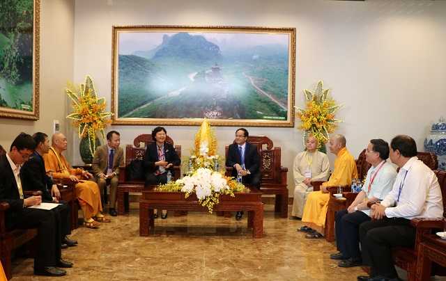 Truong_ban_Ban_Ton_giao_Chinh_phu_tiep_mot_so_doan_quoc_te_trong_khuon_kho_Dai_le_Vesak_Lien_hop_quoc_2019