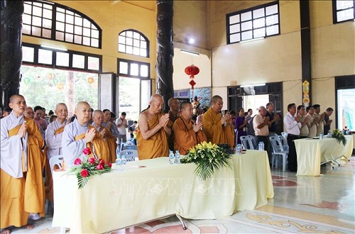 Dai_le_Phat_dan_2019_cua_cong_dong_nguoi_Viet_Nam_tai_Lao