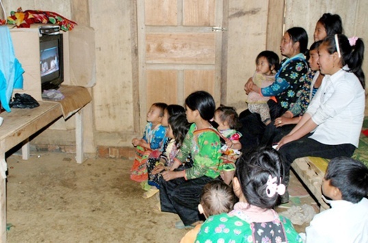 Ho_tro_thong_tin_tuyen_truyen_cho_ho_ngheo__dong_bao_dan_toc_thieu_so