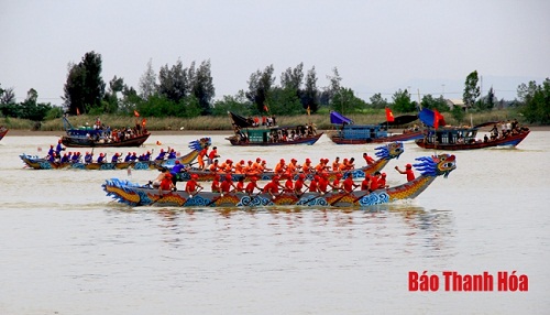 Dac_sac_Le_hoi_cau_ngu___boi_chai_TP_Sam_Son__Thanh_Ho_a_nam_2019