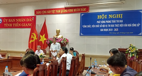Tien_Giang__Giam_doc_So_Noi_vu_phat_dong_phong_trao_van_hoa_cong_so_trong_cong_tac_ton_giao