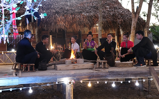 Bao_ton__phuc_dung_le_hoi_van_hoa_cac_dan_toc