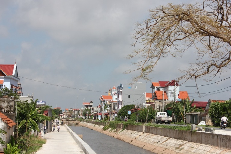 Co_doan_ket__co_tinh_nong_thon_moi