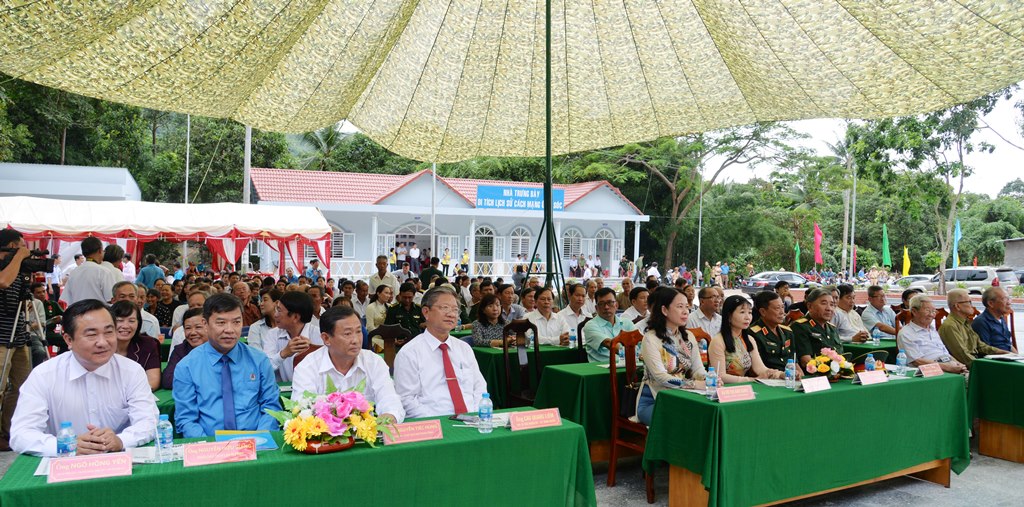Khanh_thanh_cong_trinh_cai_tao_va_nang_cap_Di_tich_lich_su_cach_mang_O_Ta_Soc