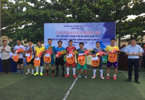 Da_Nang__Khai_mac_giai_giao_luu_bong_da_cac_ton_giao_nam_2019