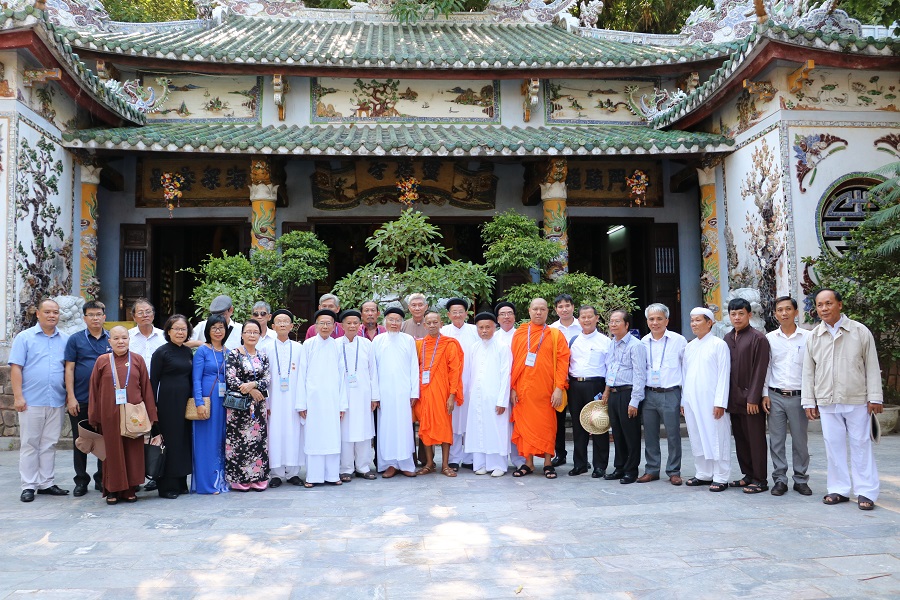 Hinh_anh_cac_hoat_dong_cua_chuc_sac__chuc_viec_tham_du_cuoc_gap_mat_cua_Thu_tuong_Chinh_phu_tai_Da_Nang