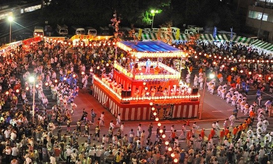 Le_hoi_Obon___Le_Vu_Lan_cua_nguoi_Nhat_Ban