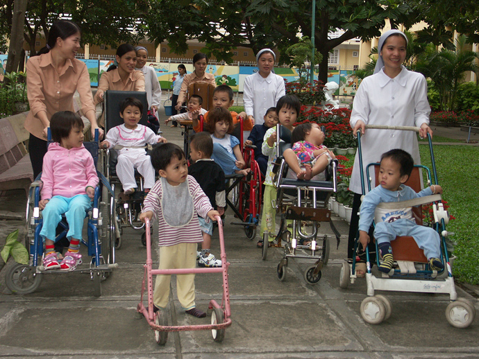 Truong_Chuyen_biet_Thanh_Tam__Mai_am_tinh_thuong_cho_tre_em_khuyet_tat