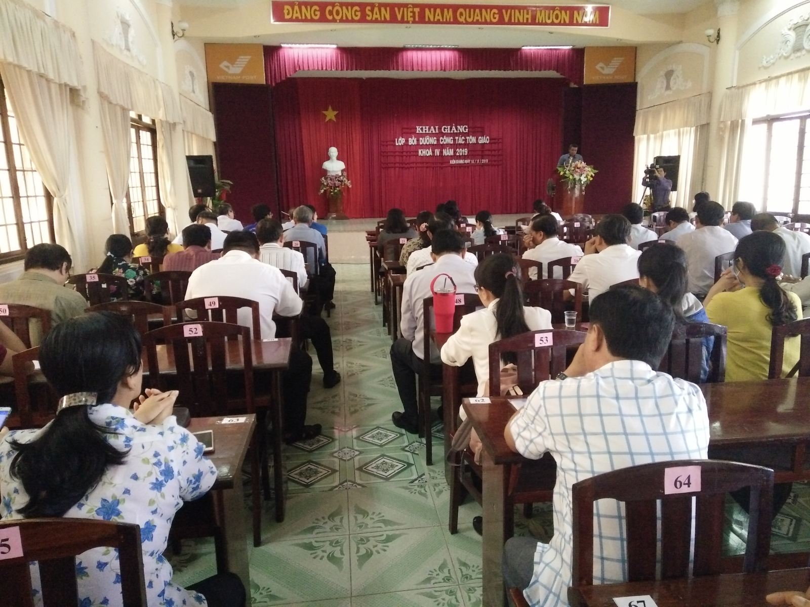 Ban_Ton_giao_tinh_Kien_Giang_boi_duong_kien_thuc_ton_giao_cho_cac_so__ban__nganh_cap_tinh_va_cap_huyen__thanh_pho