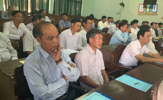 Tha_i_Bi_nh__Hoi_nghi_tuyen_truyen__pho_bien_Luat_tin_nguong__ton_giao