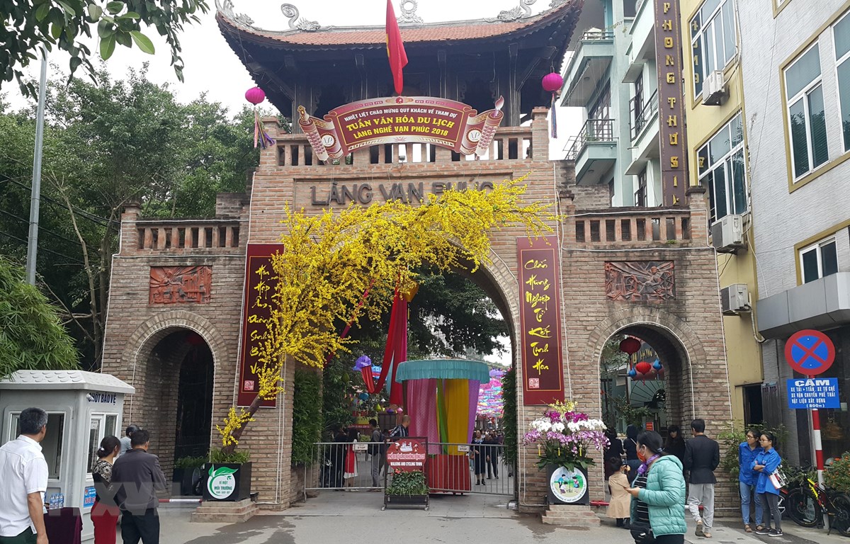 Le_hoi_van_hoa_dan_gian_trong_doi_song_duong_dai_dau_tien_tai_Ha_Noi