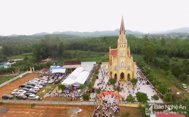 Khanh_thanh_nha_tho_giao_ho_Trang_Bon__tinh_Nghe_An