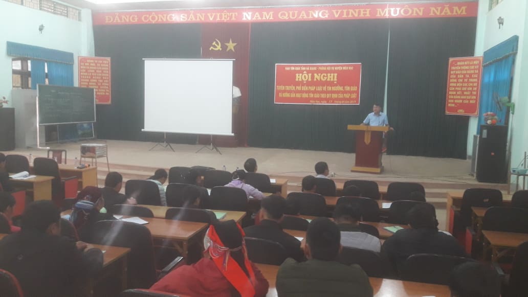 Ban_Ton_giao_Ha_Giang_pho_bien_phap_luat_ve_tin_nguong__ton_giao