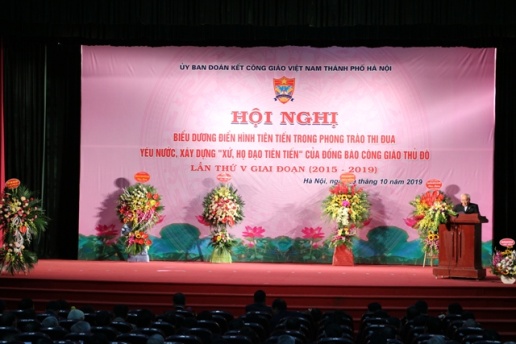 Bieu_duong_dien_hinh_tien_tien_trong_dong_bao_Cong_giao_thu_do_Ha_Noi