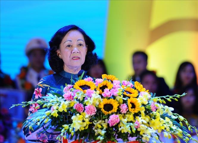 Truong_ban_Ban_Dan_van_Trung_uong_gap_mat_cac_dai_bieu_Quoc_hoi_la_chuc_sac_ton_giao