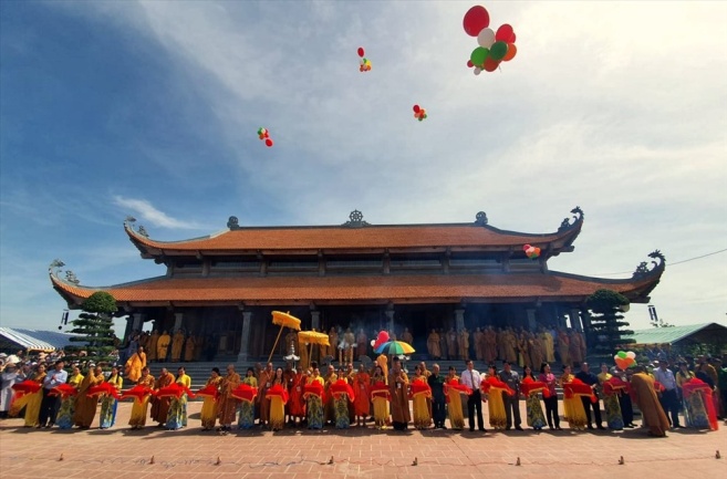 Khanh_thanh_Thien_vien_Truc_Lam_Bac_Lieu