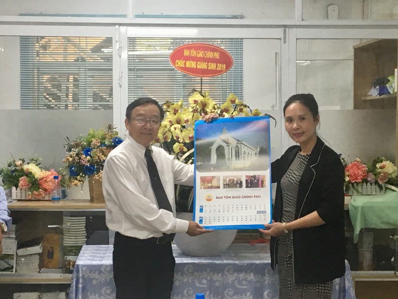 Lanh_dao_Ban_Ton_giao_Chinh_phu_chuc_mung_Giang_sinh_2019_tai_Thanh_pho_Ho_Chi_Minh