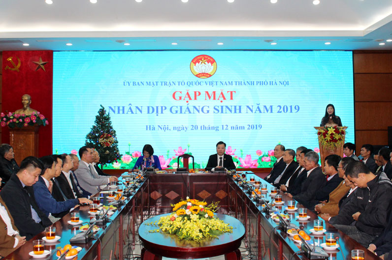 Ha_Noi_gap_mat_chuc_sac__chuc_viec_Cong_giao_nhan_dip_Giang_sinh_2019